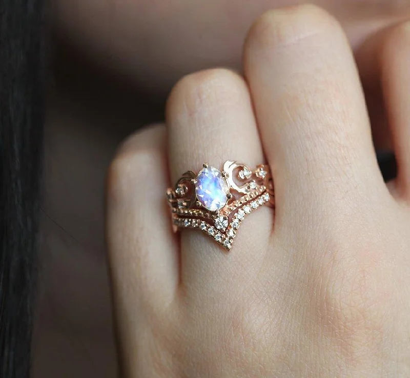 Unmissable Jewelry Sale – Shop Before It's Too Late Naira Moonstone Ring Set