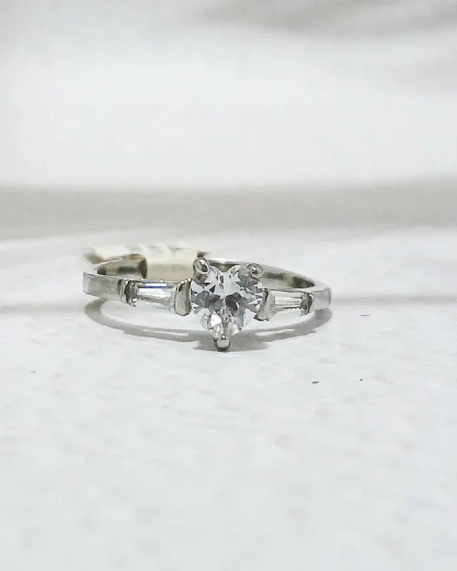 Get Your Favorite Jewelry At The Best Price Jolie Titanium Engagement Ring