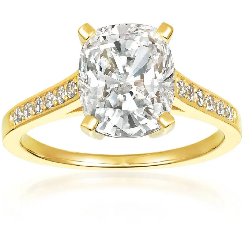 CRISLU Radiant Cushion Cut Ring finished in 18KT Gold