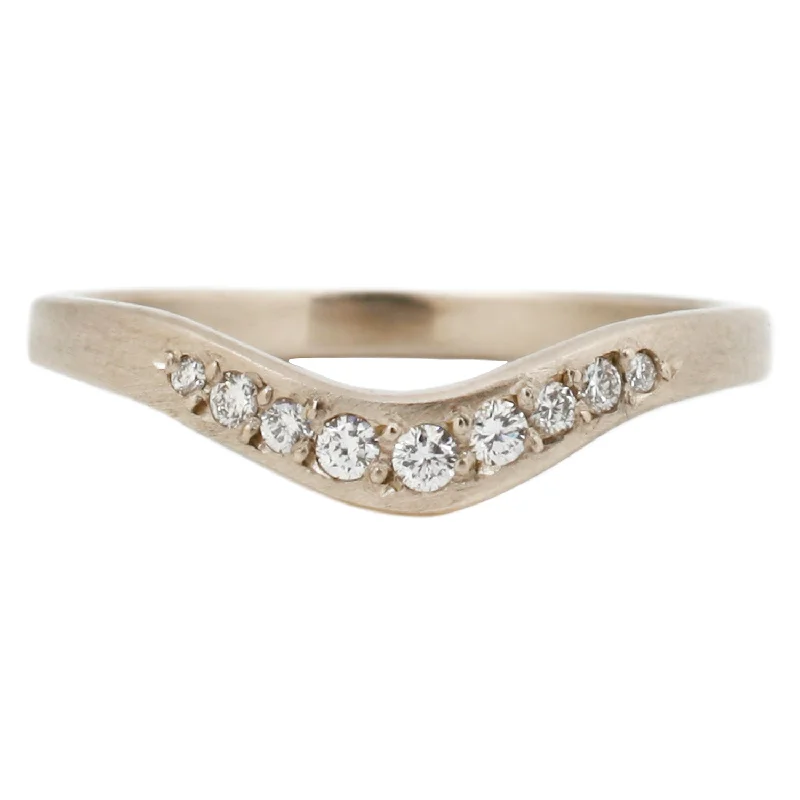 Luxury Jewelry Without The Luxury Price Tag Diamond Arch Band