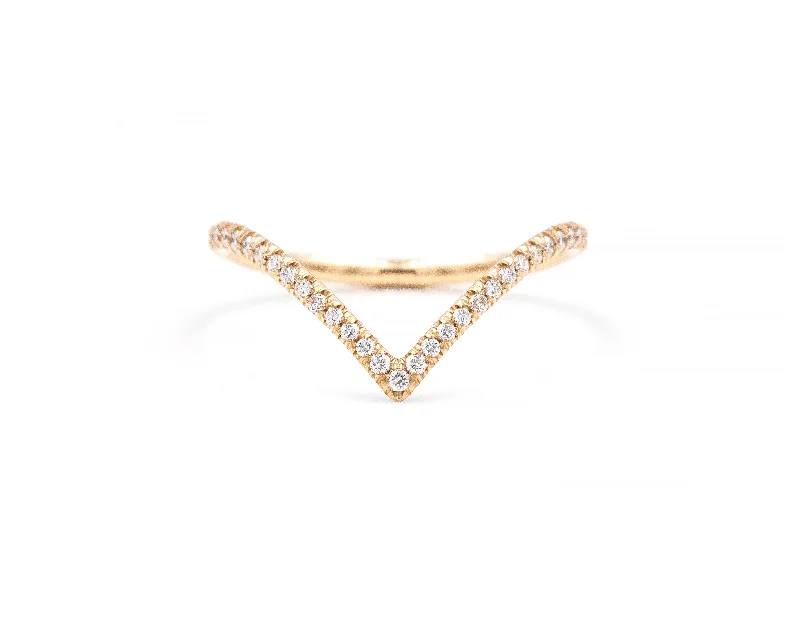 Customized Silver Jewelry For Unique Style Lotus Chevron Band