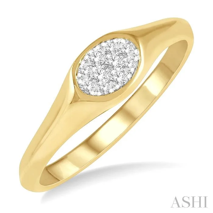 Dazzle With Discounts – Shop Jewelry On Sale OVAL SHAPE EAST-WEST LOVEBRIGHT ESSENTIAL DIAMOND SIGNET RING