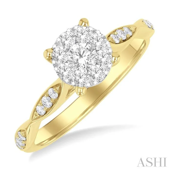 Don't Miss Out On Jaw-Dropping Jewelry Discounts ROUND SHAPE LOVEBRIGHT DIAMOND ENGAGEMENT RING