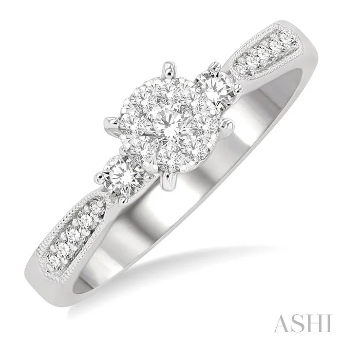 ROUND SHAPE LOVEBRIGHT DIAMOND ENGAGEMENT RING