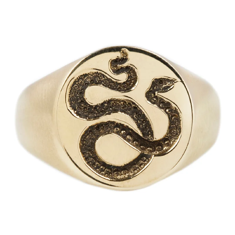 Elegant Jewelry Styles At Budget-Friendly Prices Snake Intaglio Signet
