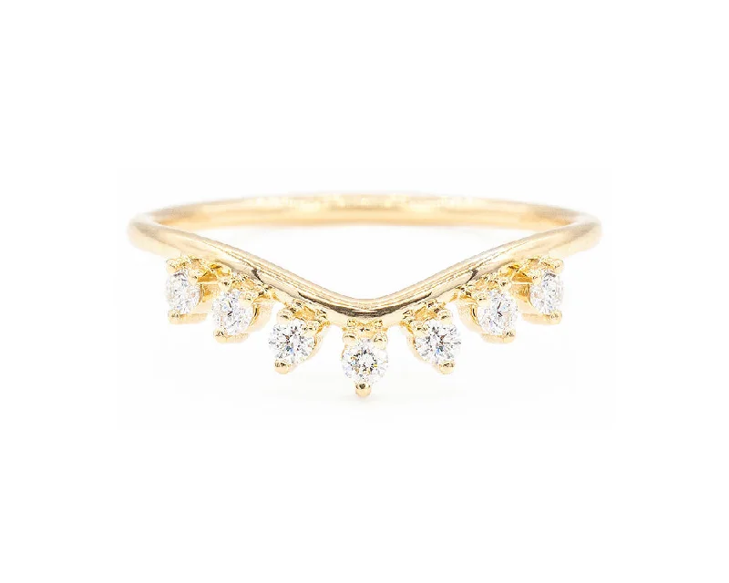 Get Your Favorite Jewelry At The Best Price Vera Band