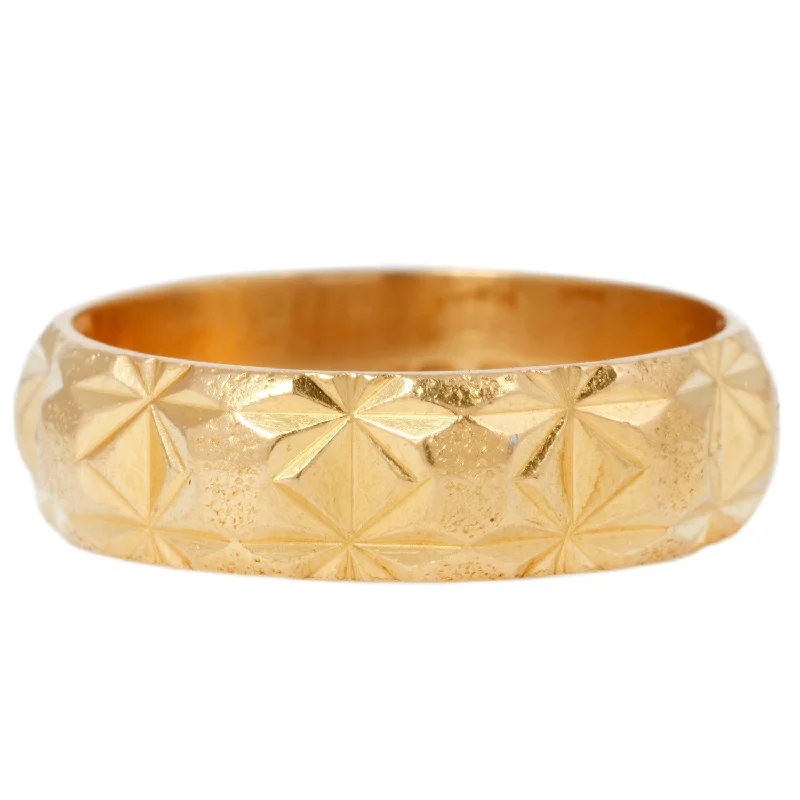 Flash Deals On Fine Jewelry – Shop Before It's Gone Wide Faceted Gold Band
