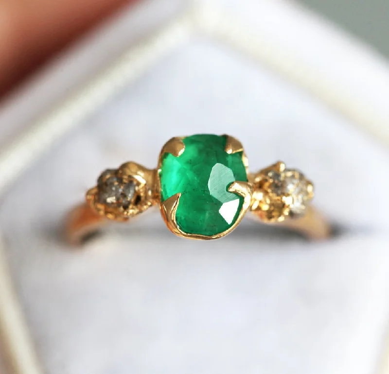 Elegant Designs, Unbeatable Discounts – Shop Jewelry Now Fancy-Cut Natural Emerald Ring With Raw Diamonds