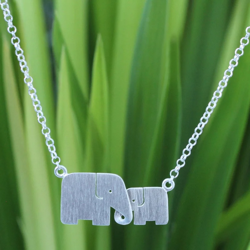Exclusive Jewelry Sale Event – Shop Now Family Love Silver Elephant Necklace