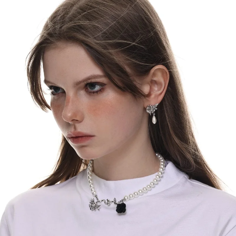 Luxury Meets Affordability – Jewelry Sale Now Live Women's Lolita Double Rose Pearl Necklace