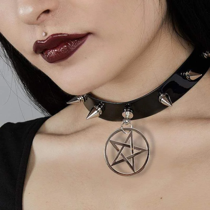 Timeless Elegance, Temporary Discounts – Act Fast Women's Rivets Pentacle Pendant PU Chokers