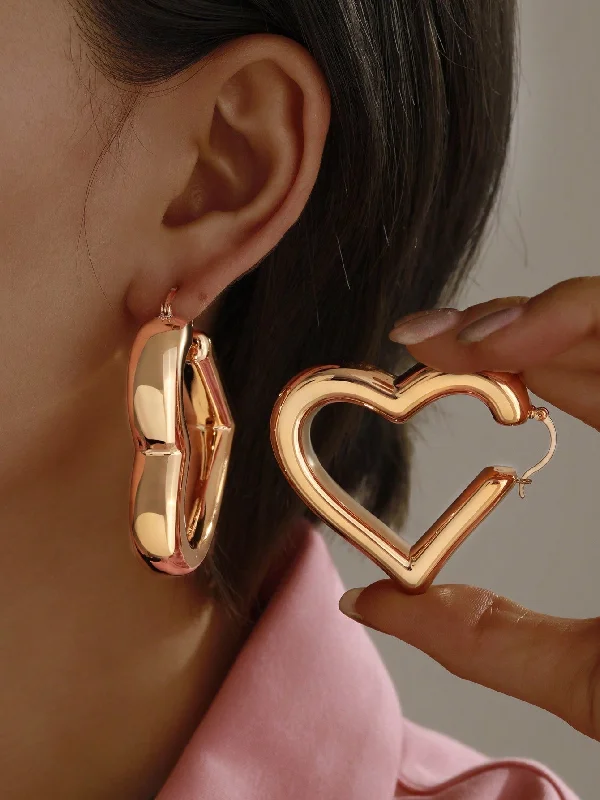 High-End Sparkle, Low-End Prices – Shop Now Catwalk style earrings