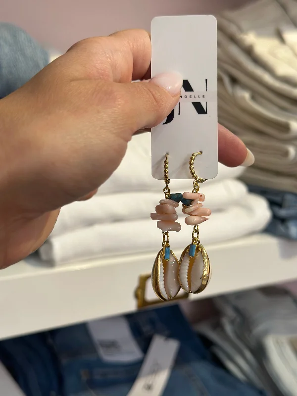 Customized Silver Jewelry For Unique Style Coral reef inspired Shell Earring
