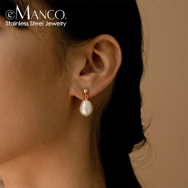 Elevate Your Outfit With Discounted Statement Jewelry Natural Freshwater Pearl Dangle Earrings