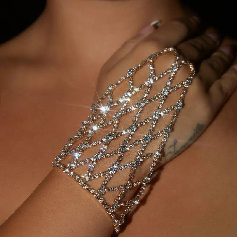 Trending Jewelry Now At Unbeatable Prices Rhinestone Hand Jewelry