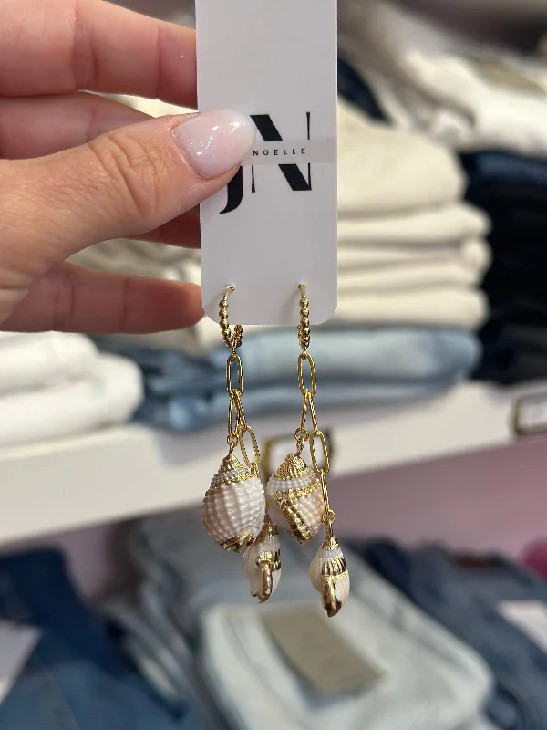 Delicate Crystal Jewelry For Sophisticated Charm Shell Dangle Huggie Hoop Earrings