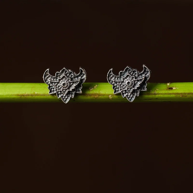 Affordable Glamour – Premium Jewelry For Less Antique Silver Finish Oxidised Brass Base Stud Earrings