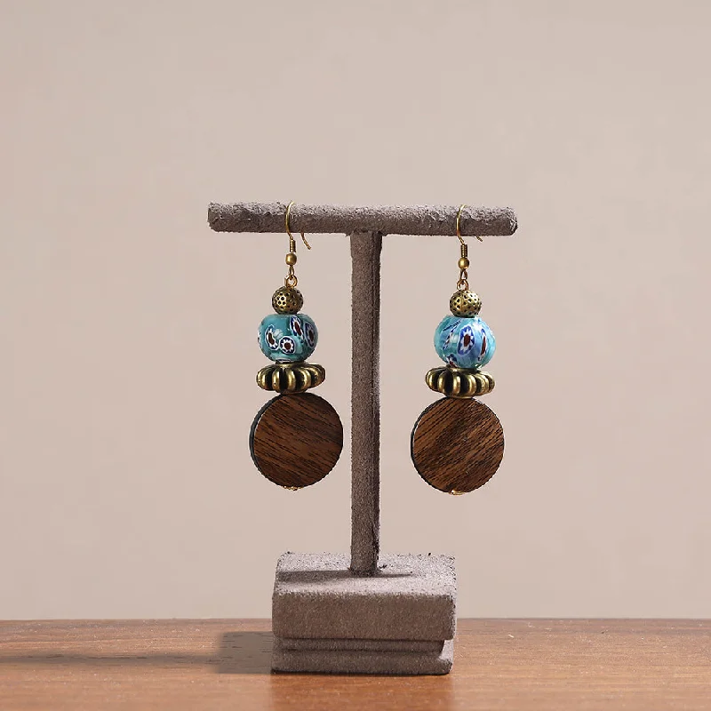 Dainty Floral Jewelry For Feminine Elegance Handmade Beadwork Earrings