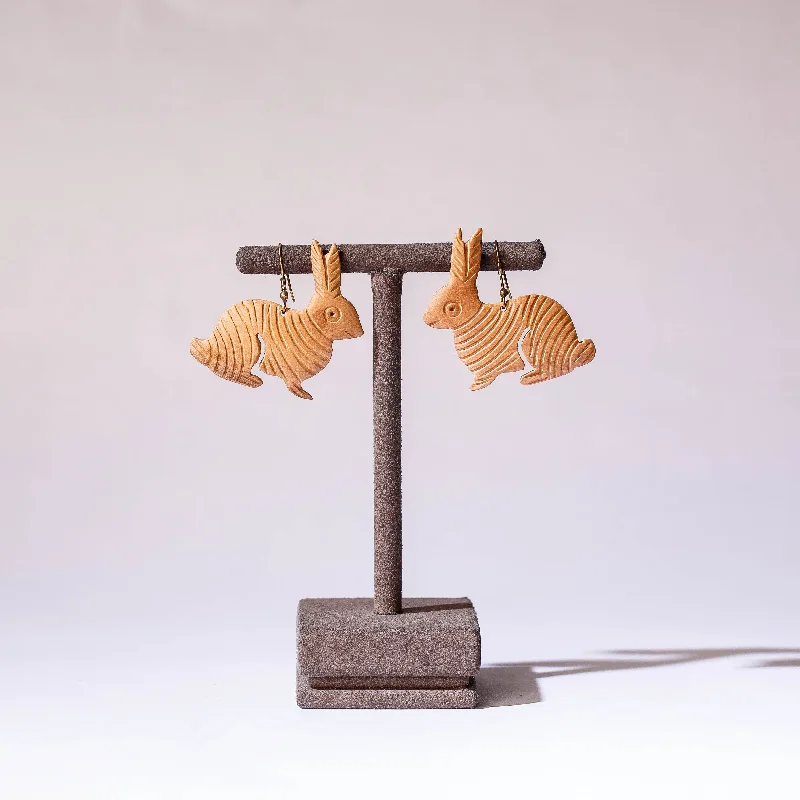Romantic Heart-Shaped Jewelry For Special Gifts Hand Carved Wooden Earrings