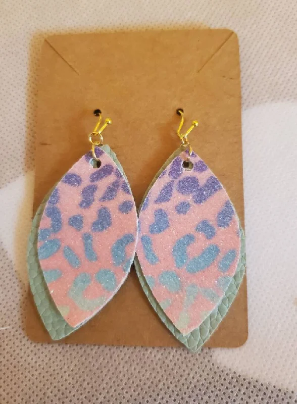 Don't Miss Out – Shop Elegant Jewelry For Less Glitter animal print