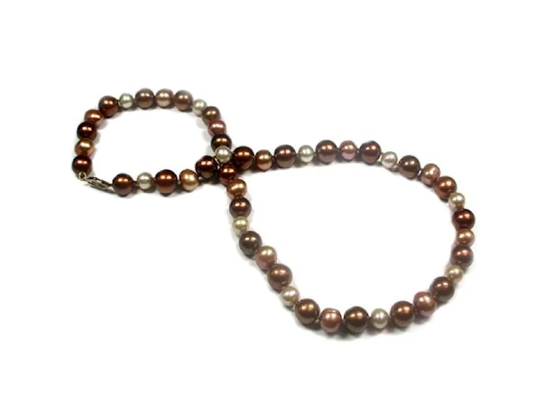 Beautiful Jewelry, Breathtaking Discounts – Hurry In Latte Freshwater Pearl Necklace