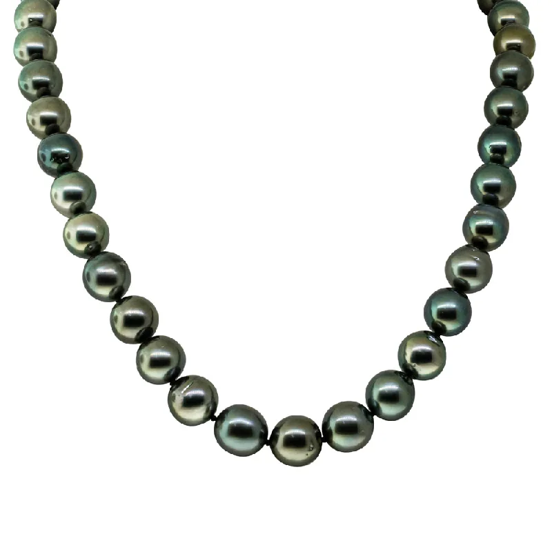 Shop Stylish Jewelry Now And Save Big 18ct White Gold Cultured Black Pearl Necklace