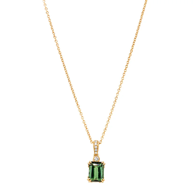 Timeless Jewelry Styles At Wallet-Friendly Prices 18ct Yellow Gold 1.76ct Green Tourmaline & Diamond Romanov Pendant
