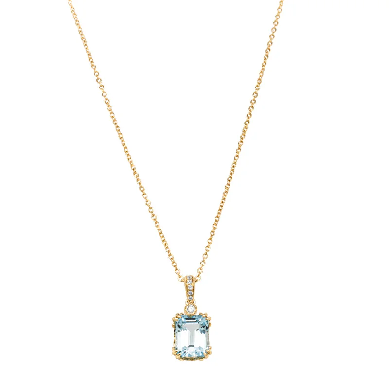 Sparkle For Less – Shop Jewelry Deals Now 18ct Yellow Gold 2.44ct Aquamarine & Diamond Romanov Pendant