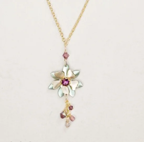 Dazzling Deals On Necklaces, Bracelets, And More Alexa Necklace