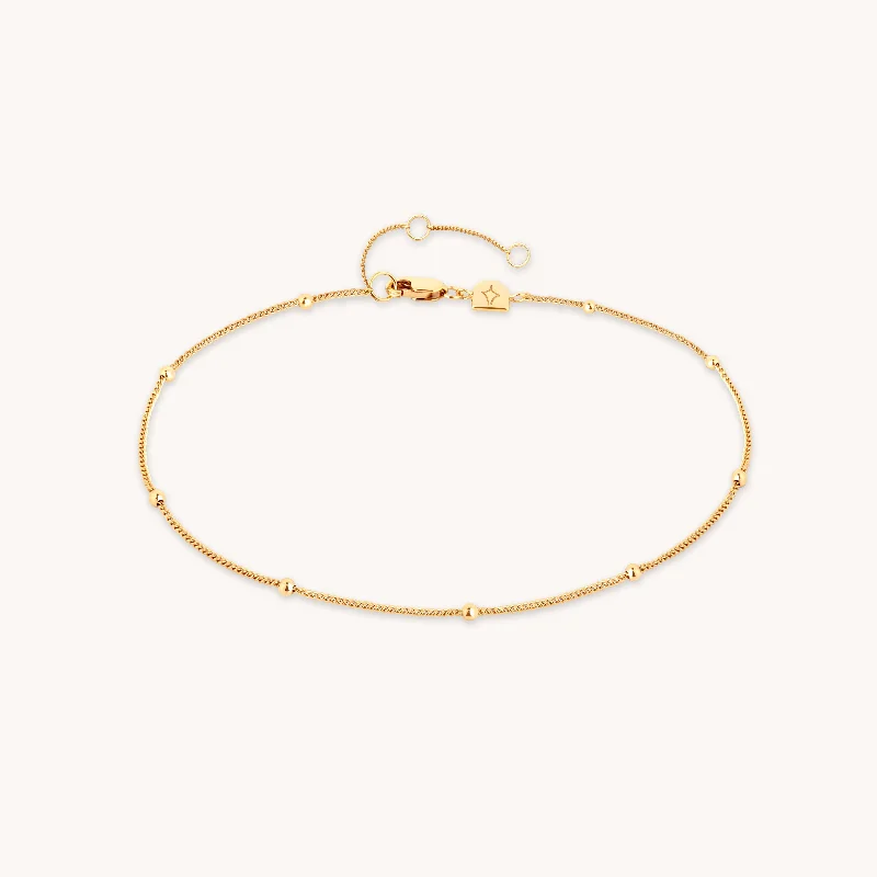 Dainty Floral Jewelry For Feminine Elegance Essential Beaded Chain Anklet in Gold