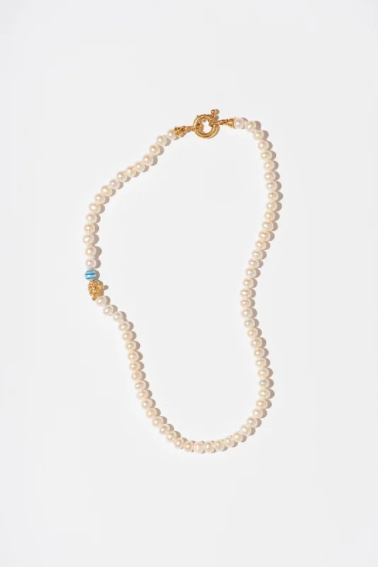 The Ultimate Jewelry Sale – Shop Premium Styles The Small Classic Blue Stripes Gold Plated Necklace w. Pearls