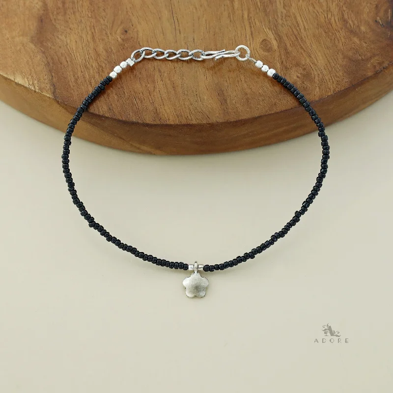 Best-Selling Jewelry Styles Now At Exclusive Discounts Silver Kenny Anklet (single piece) Best-Selling Jewelry Styles Now At Exclusive Discounts Silver Kenny Anklet (single piece)