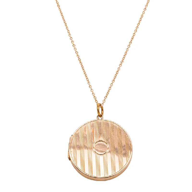 Classic And Modern Jewelry Styles On Sale Vintage 8ct Rose Gold Round Locket