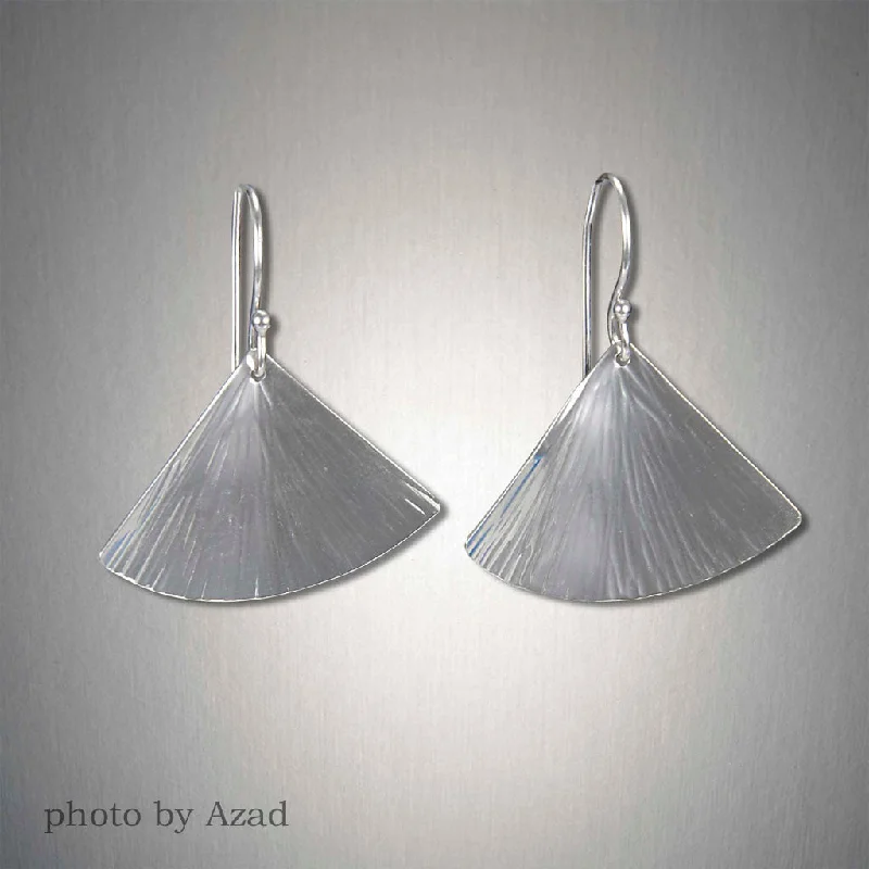 Dazzling Deals On Necklaces, Bracelets, And More 2204 - Dangling Fans