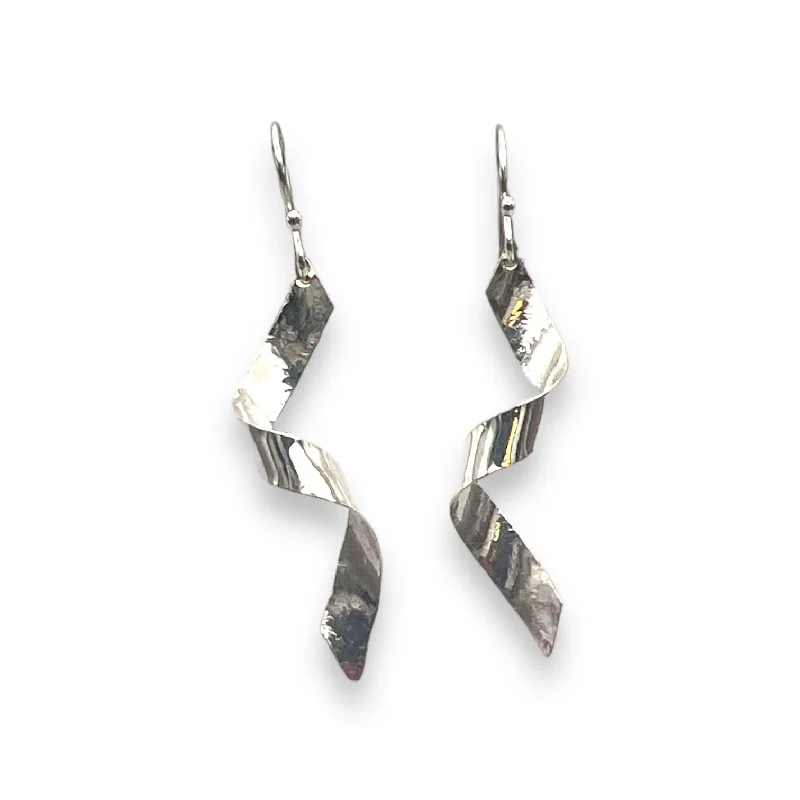 Premium Jewelry Now Available At Special Discounts 2211L - Dangling Confetti
