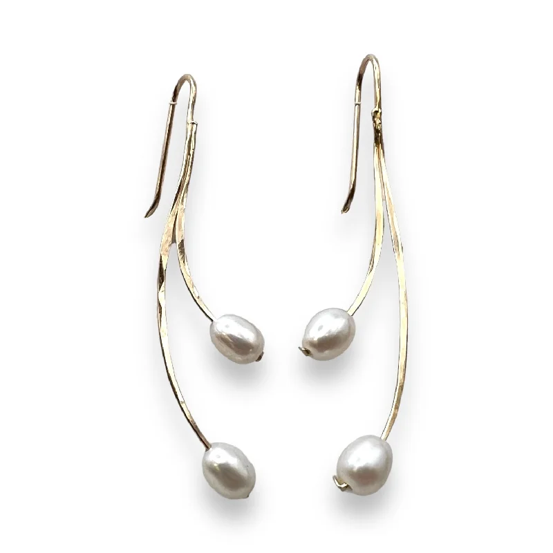 Stunning Jewelry At Even More Stunning Prices 2543 - Minimalist Threader - Swinging Pearls