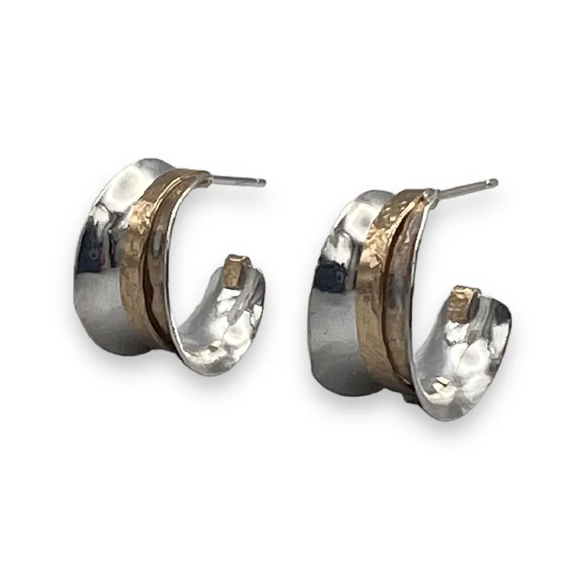 Huge Savings On Premium Jewelry Styles 2594T - Post - Anticlastic Small Hoop Earrings