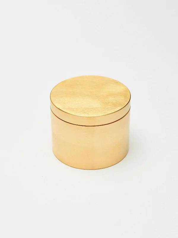 Exclusive Jewelry Sale – Grab Timeless Pieces Now Holding Jar