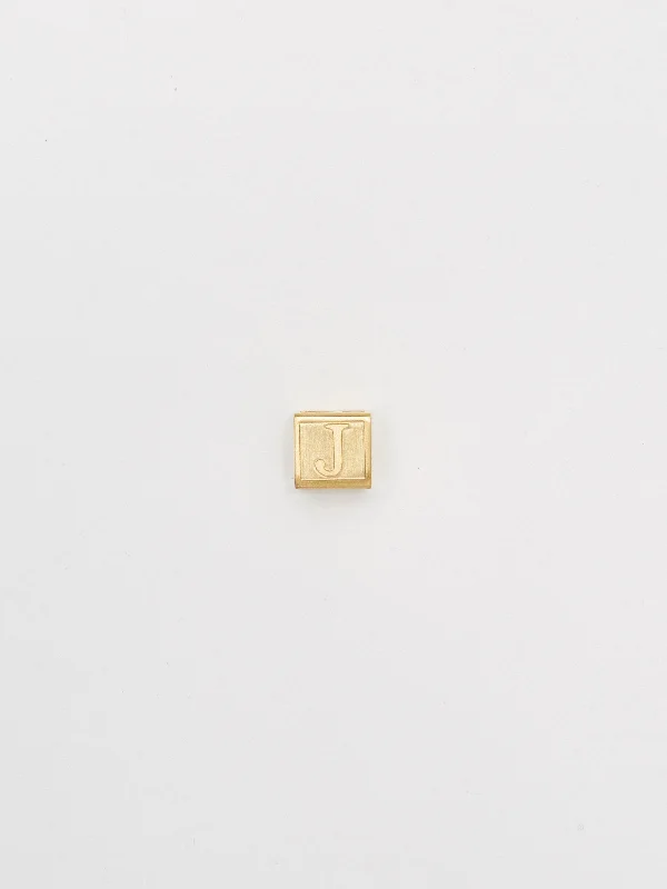 Exclusive Jewelry Sale – Limited-Time Discounts "J" Letter Block
