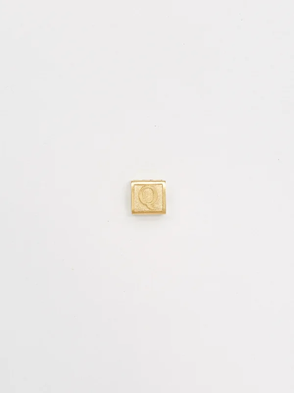 Jewelry Sale Alert – Shop Timeless Elegance Today "Q" Letter Block