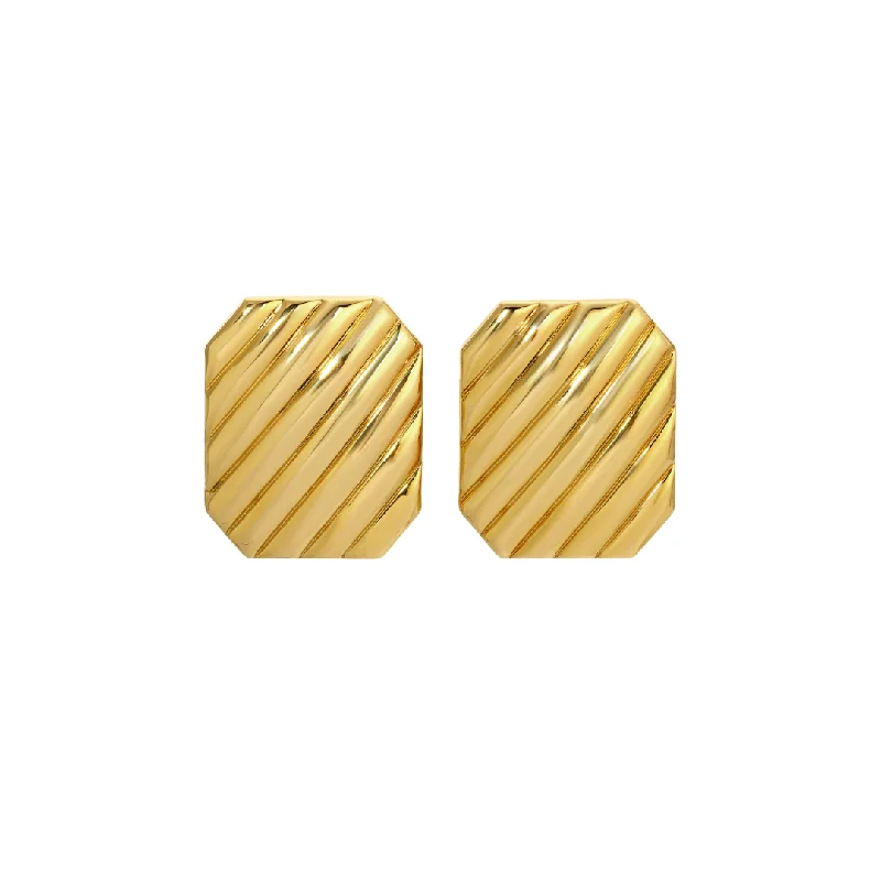 Versatile Layering Jewelry For Effortless Chic TREAT GOLD