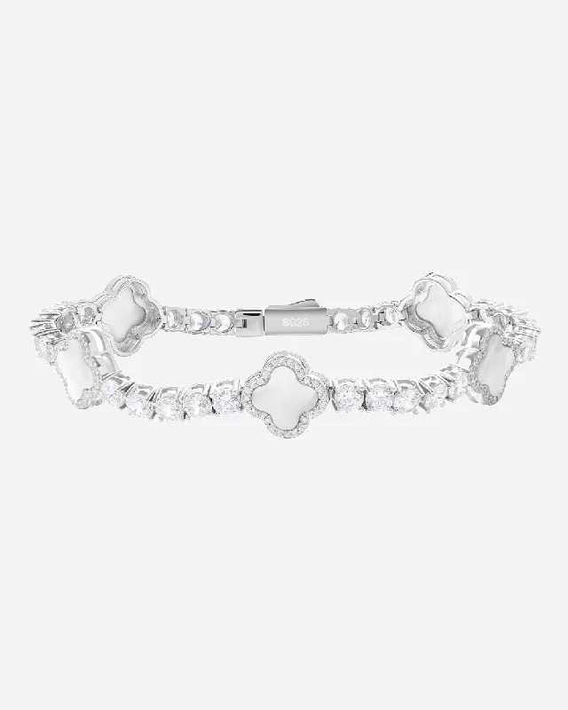 Luxury Jewelry Now At Special Promotional Rates MOISSANITE PEARL CLOVERS BRACELET. - WHITE GOLD