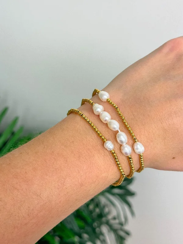 Breathtaking Jewelry, Breathtaking Prices Pearl Beaded Bracelet Set by Lauren Kenzie