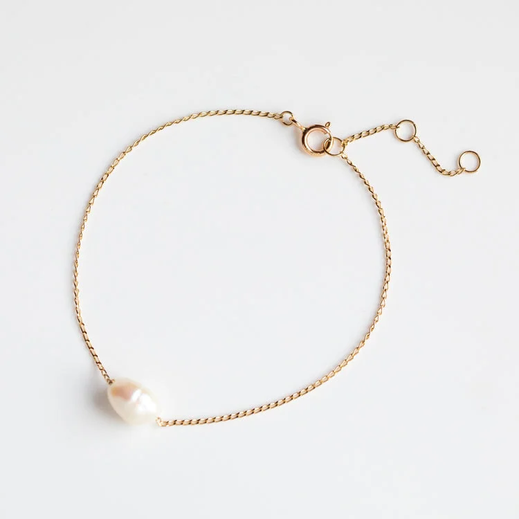 Elegant Jewelry Pieces At Unbelievable Prices Solid Gold Single Pearl Chain Bracelet