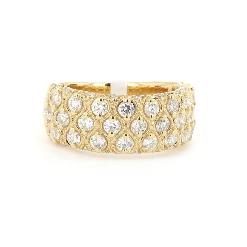 The Perfect Jewelry Piece At The Perfect Discount 1.09 ctw Diamond 3-Row Band