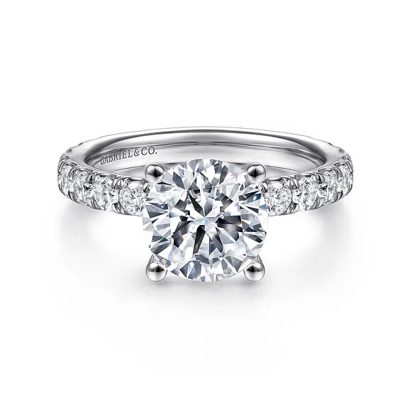 Bohemian-Inspired Jewelry For Free-Spirited Fashion 14K White Gold Round Diamond Engagement Ring