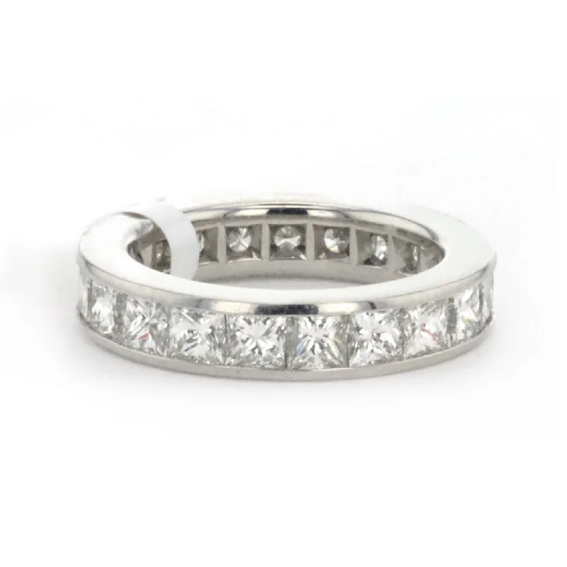 Affordable Glamour – Must-Have Jewelry At Special Rates 4.04 ctw Diamond Eternity Band