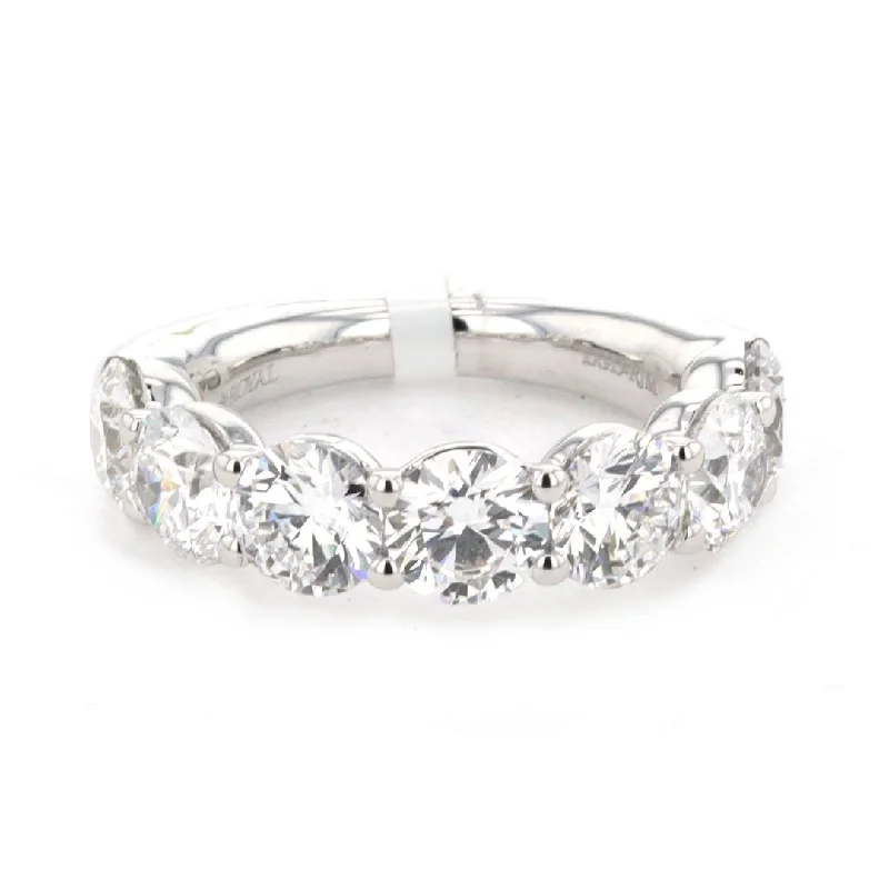 Limited-Time Offer On Elegant Jewelry Pieces 5.40 ctw Lab Grown Diamond Band