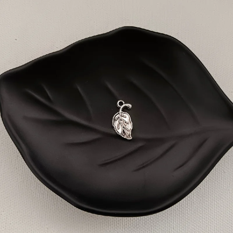 Personalized Engraved Jewelry For Meaningful Gifts Kriaa Silver Oxidised Leaf Charms Pendants DIY for Necklace Bracelet Jewelry Making and Crafting Personalized Engraved Jewelry For Meaningful Gifts Kriaa Silver Oxidised Leaf Charms Pendants DIY for Necklace Bracelet Jewelry Making and Crafting