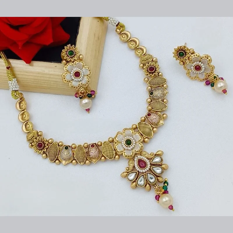 Grab Your Favorite Jewelry At The Lowest Prices Lucentarts Jewellery Gold Plated Pota Stone And Pearl Necklace Set